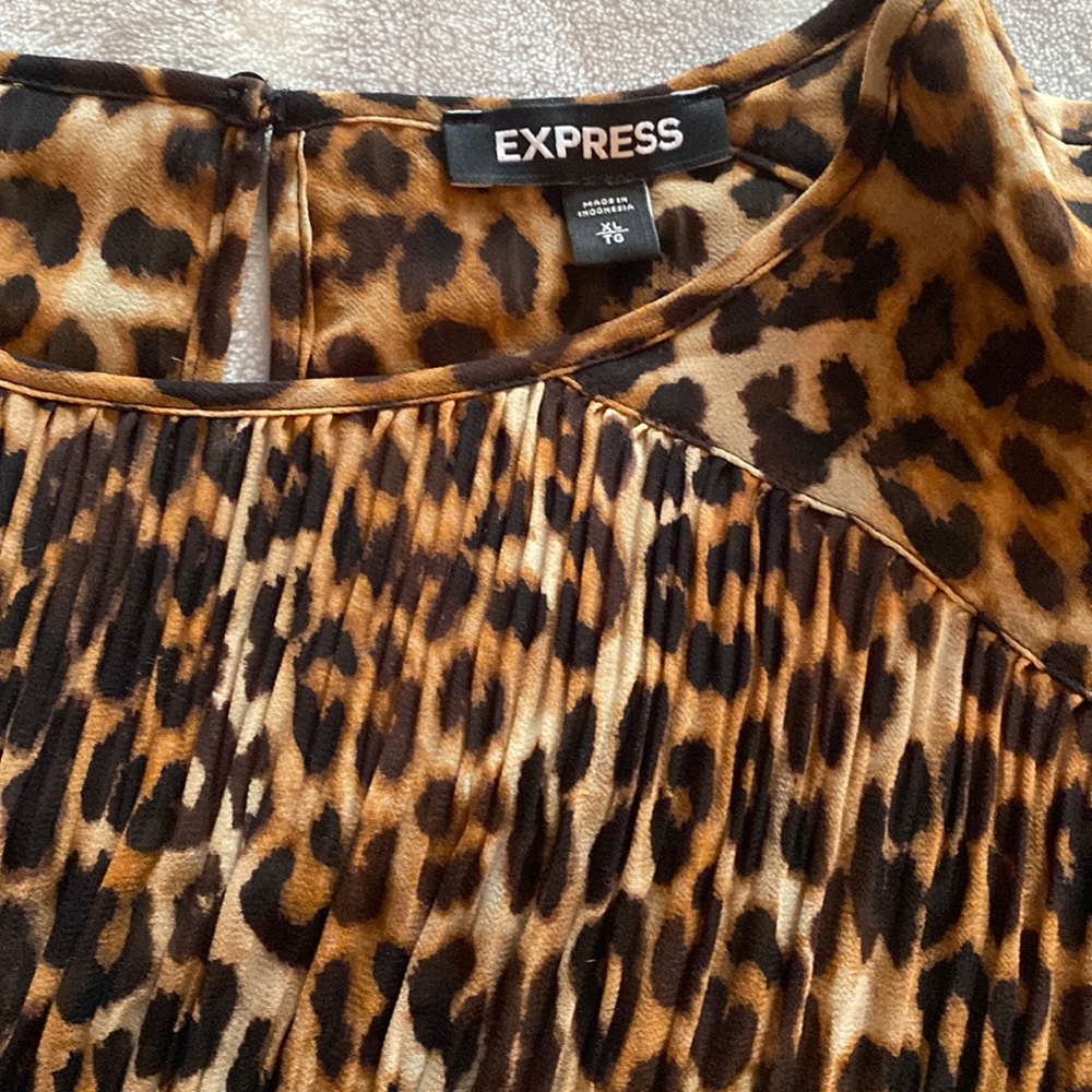 Long sleeves nice for holidays dinner